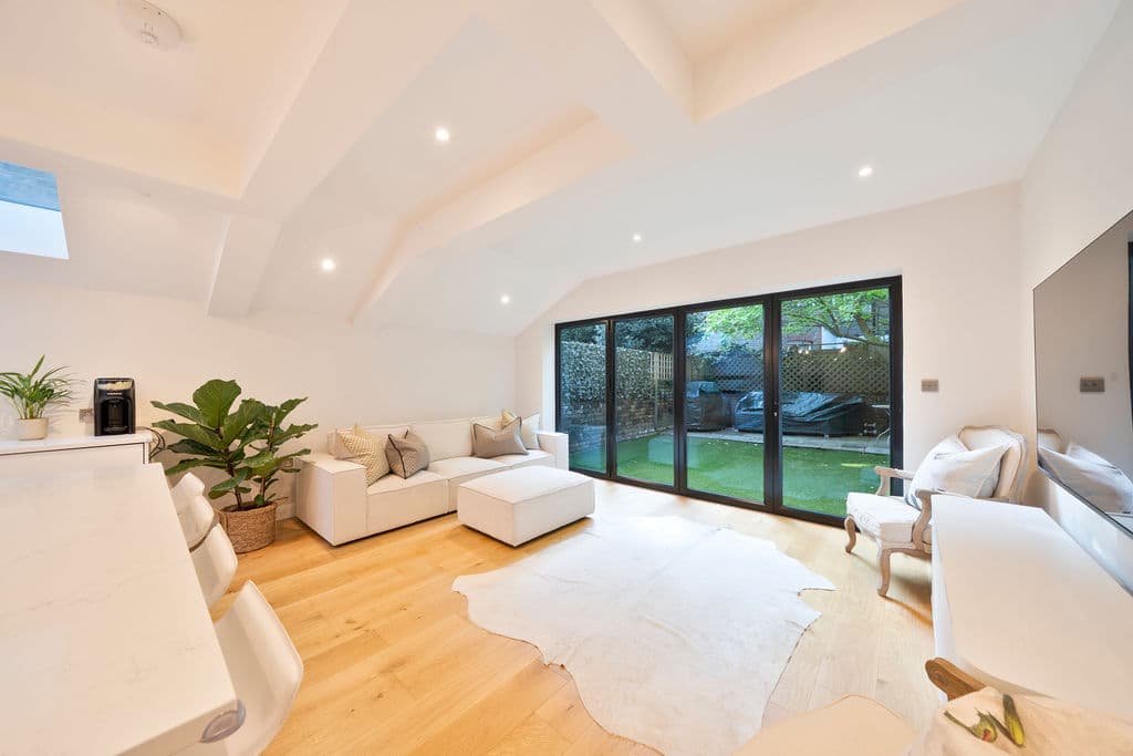 Gowan Avenue - Image 3