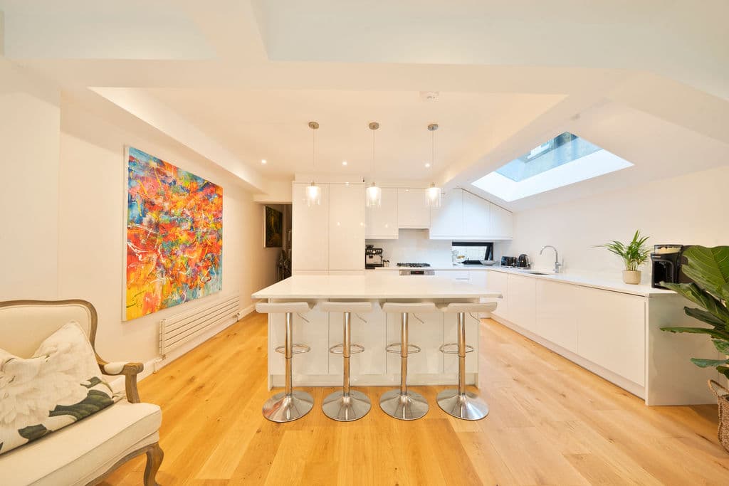 Gowan Avenue - Image 5