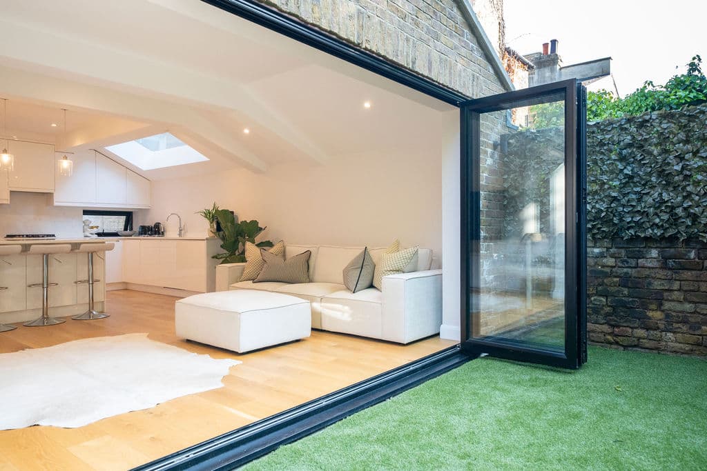 Gowan Avenue - Image 12