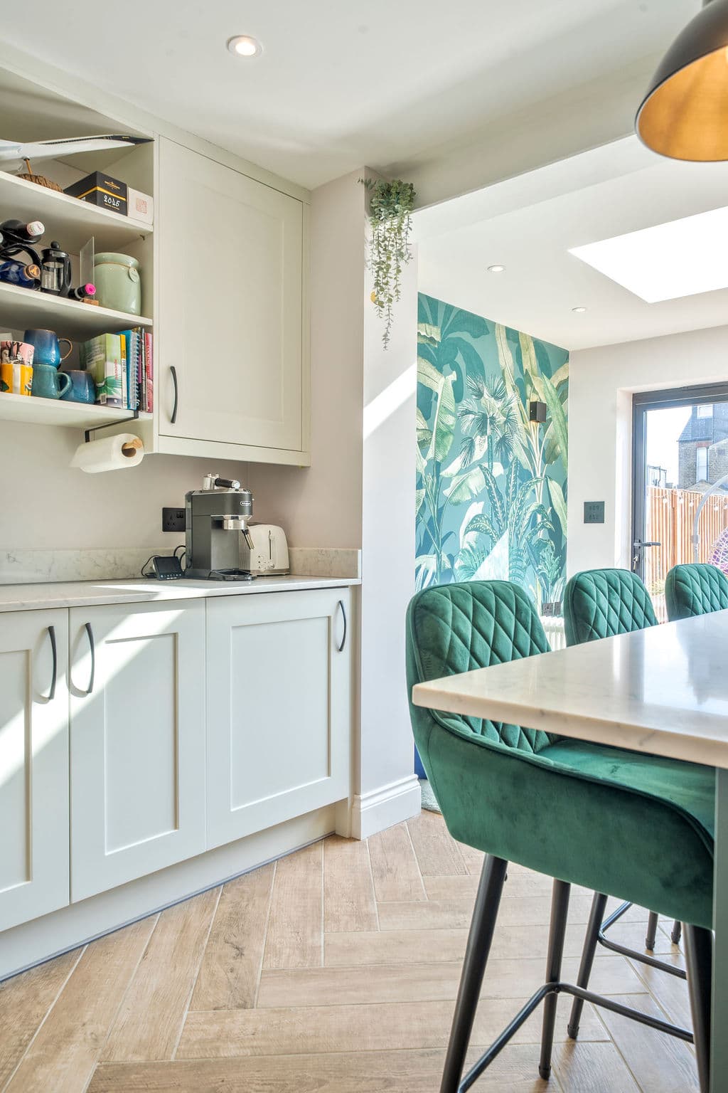 Haydons Road - Image 12