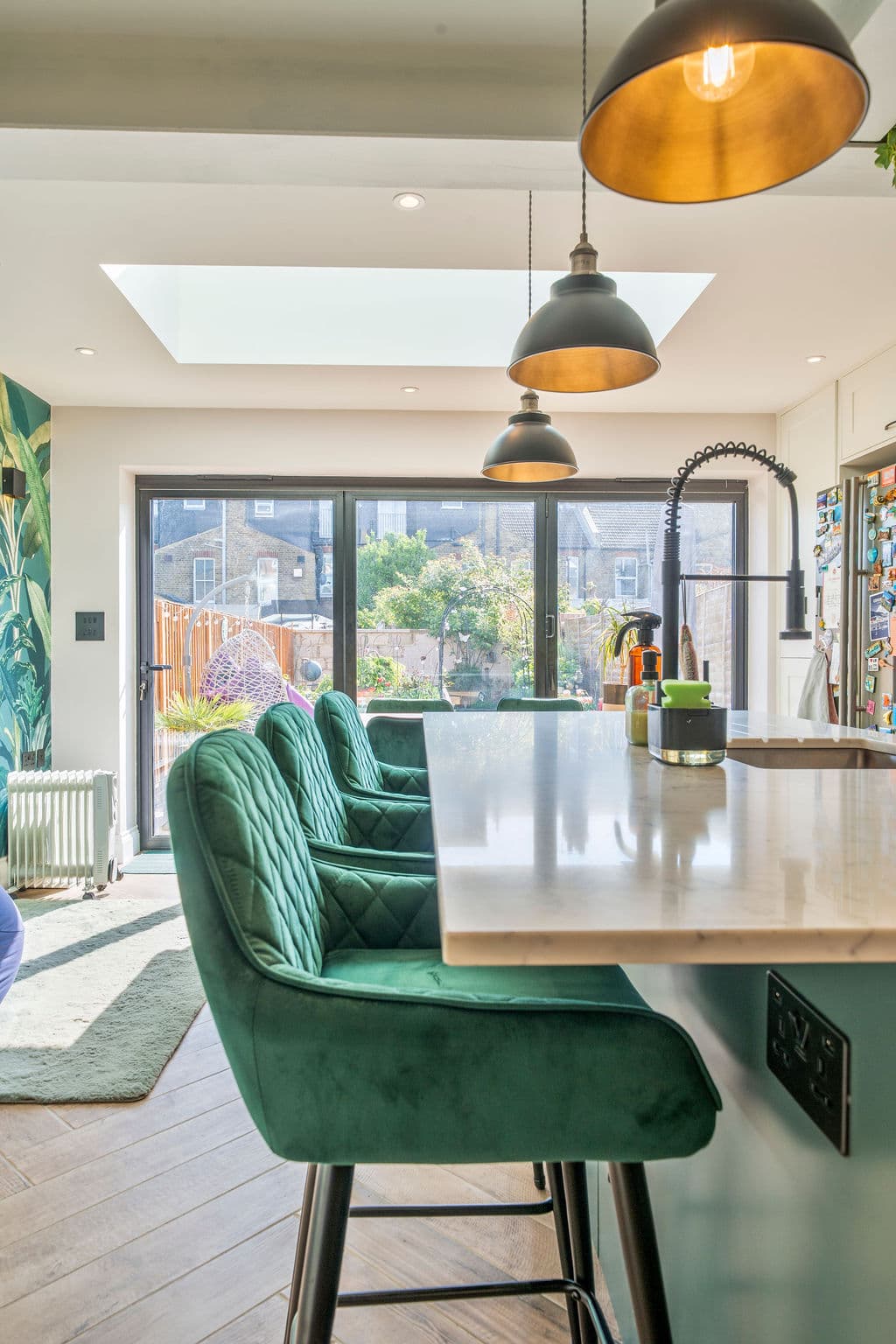 Haydons Road - Image 13