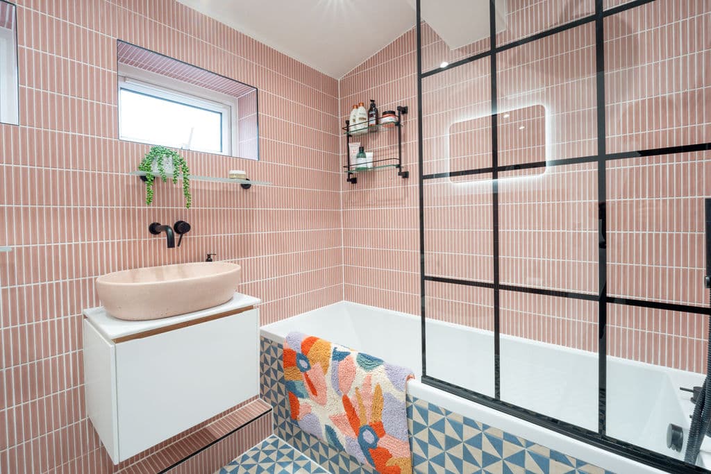 Sawkins Close - Image 10