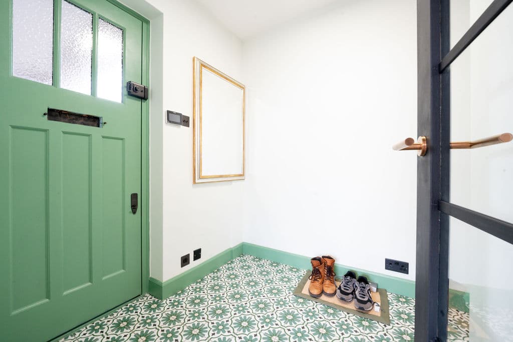 Sawkins Close - Image 15